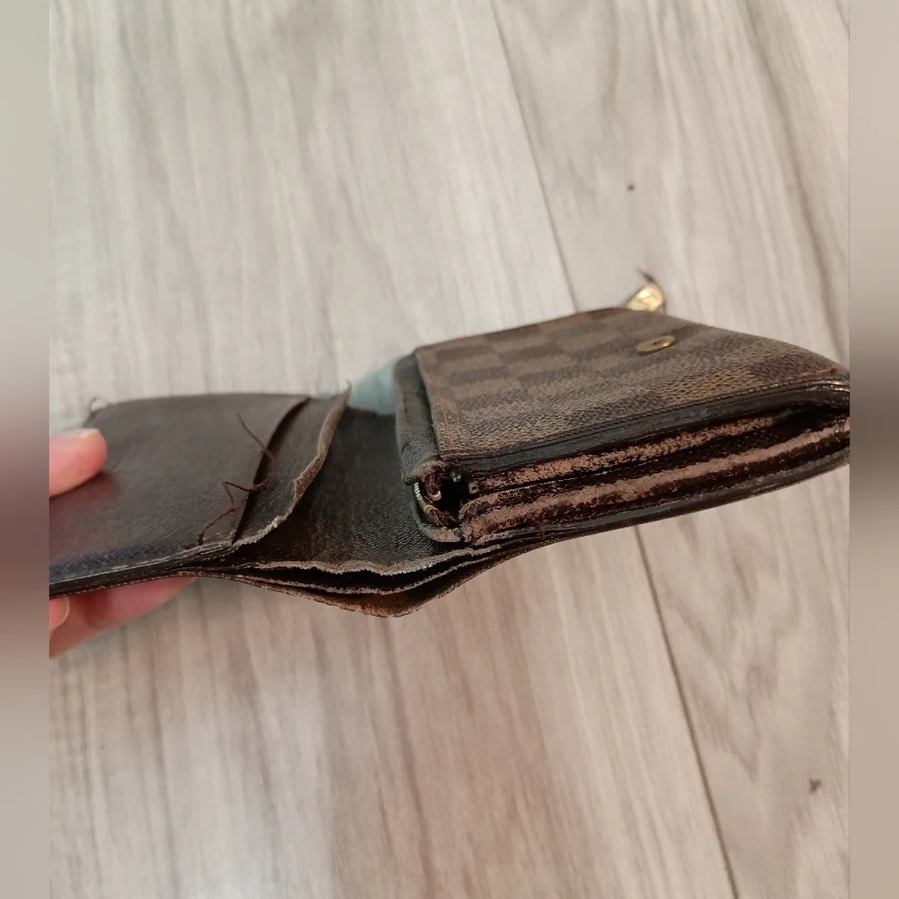 Louis Vuitton, Damier Ebene Tresor Bi-Fold Zip Wallet